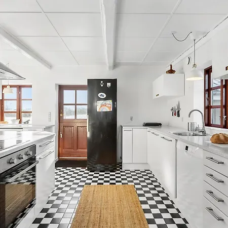 בית נופש Awesome In With Kitchen *